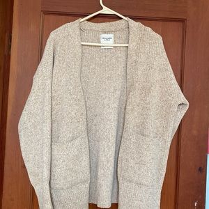 Abercrombie oatmeal chunky oversized sweater
